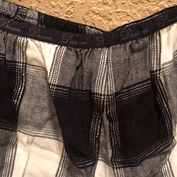NWT Victoria’s Secret Love Sleep shorts. Black/Gray/White/Silver Thread. Medium - Picture 9 of 11